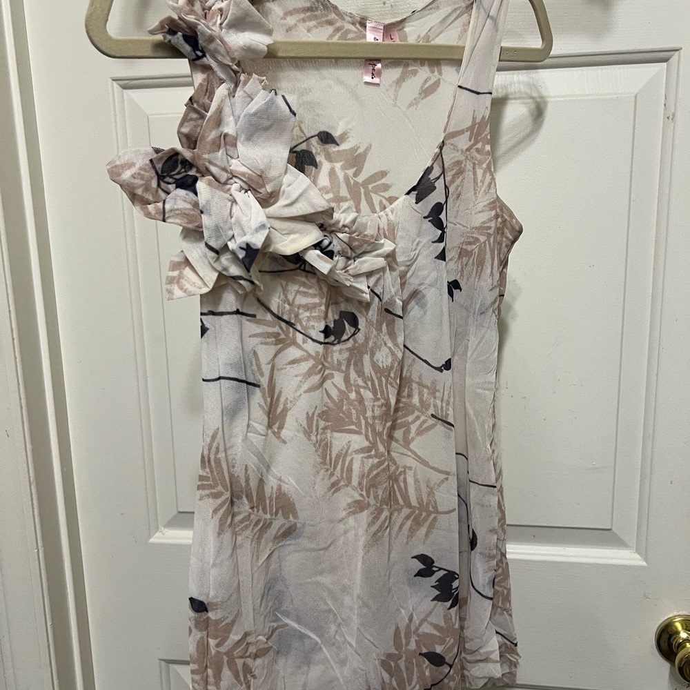 Sweet Pea Beige and Black Floral Top